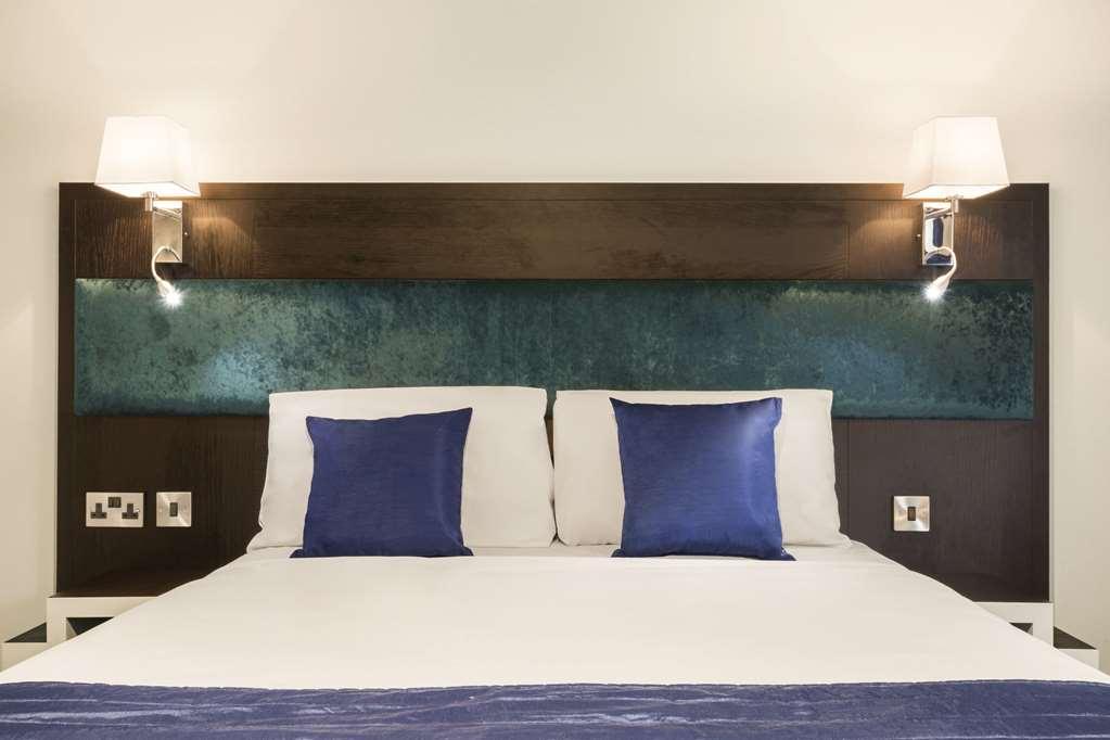 Ramada Oxford Hotell Waterstock Rum bild