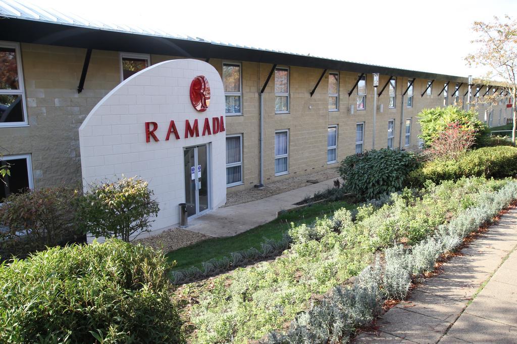 Ramada Oxford Hotell Waterstock Exteriör bild