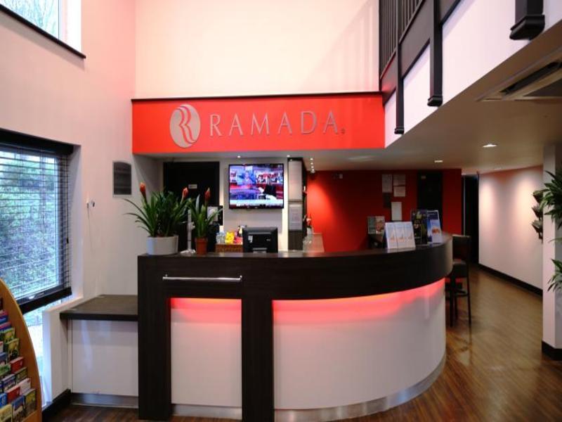 Ramada Oxford Hotell Waterstock Exteriör bild
