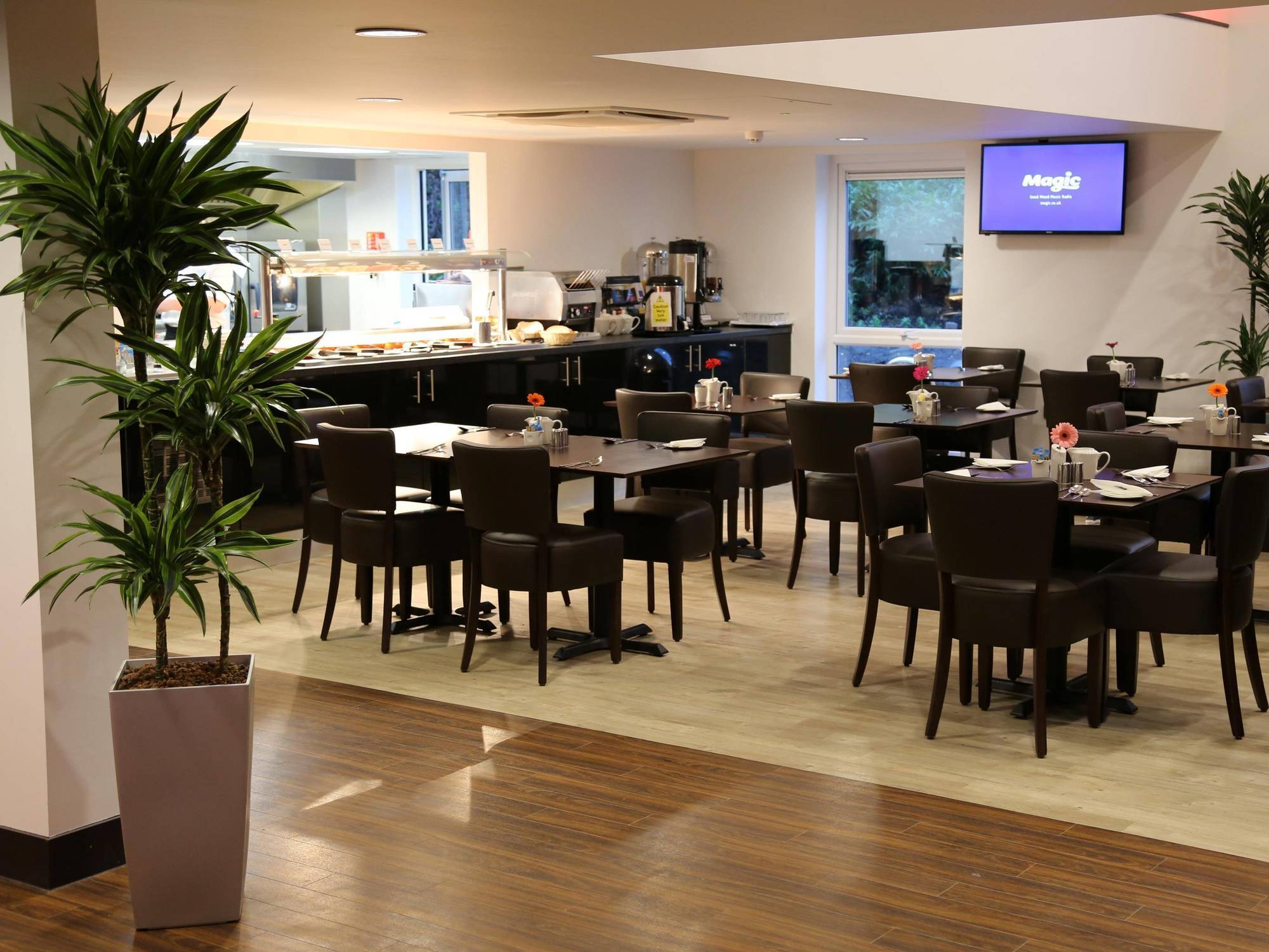 Ramada Oxford Hotell Waterstock Exteriör bild